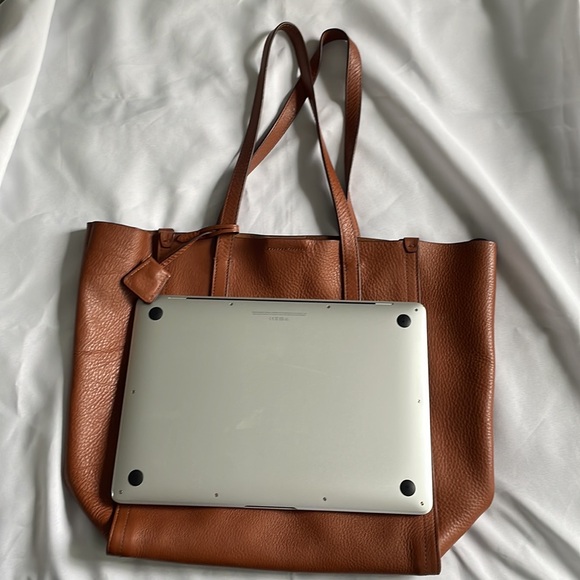 J Crew 100% Leather Slouchy Tote, English Chestnut Brown Leather Work Bags - Picture 9 of 9